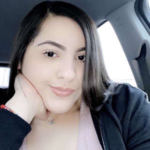 Meet your Posher, Laritza